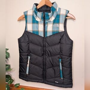 The North Face Women’s 550 Down Puffer Vest Plaid Yoke Black XS